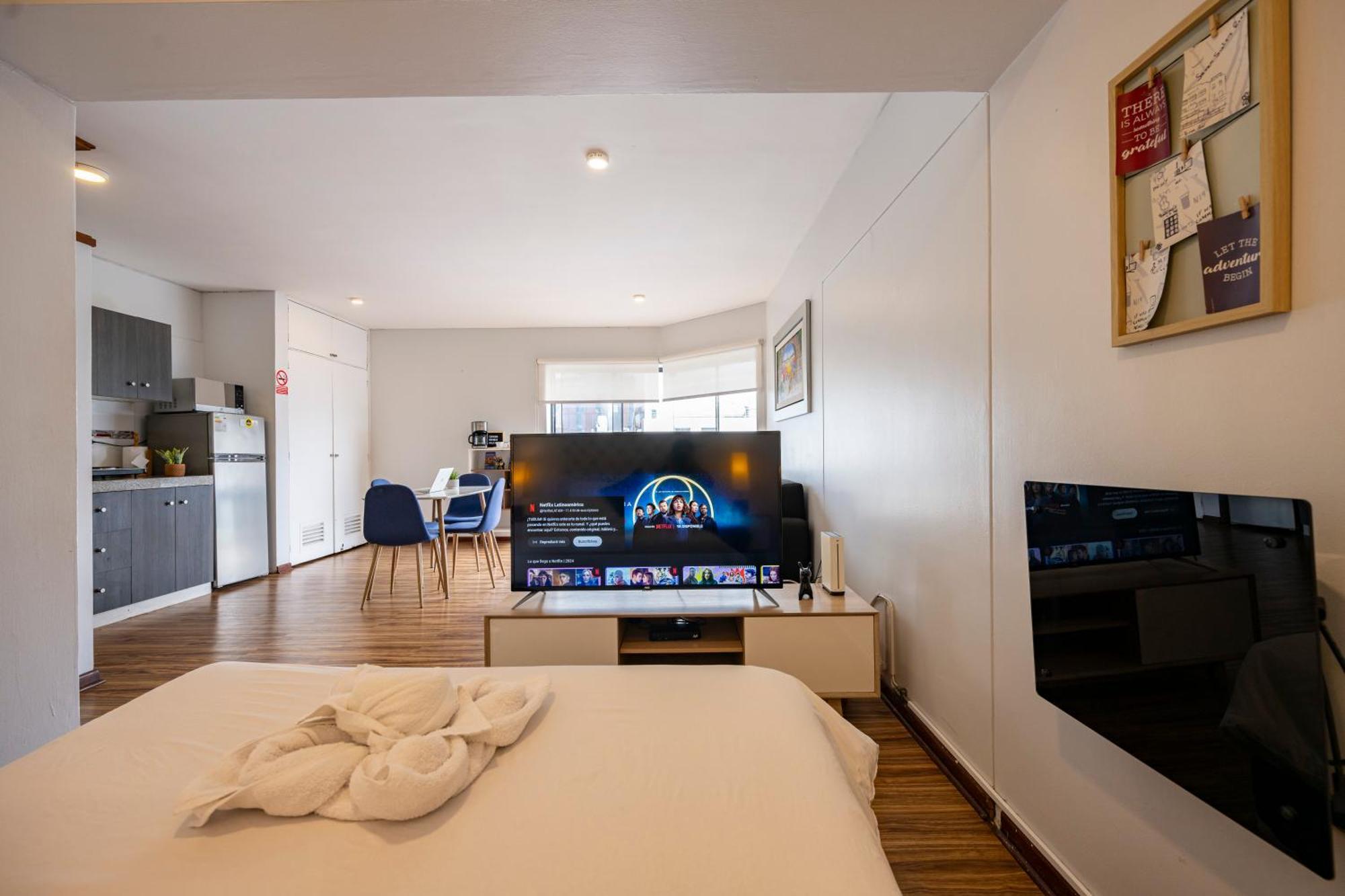 Chateau Studios By Vibrant ลิมา ภายนอก รูปภาพ